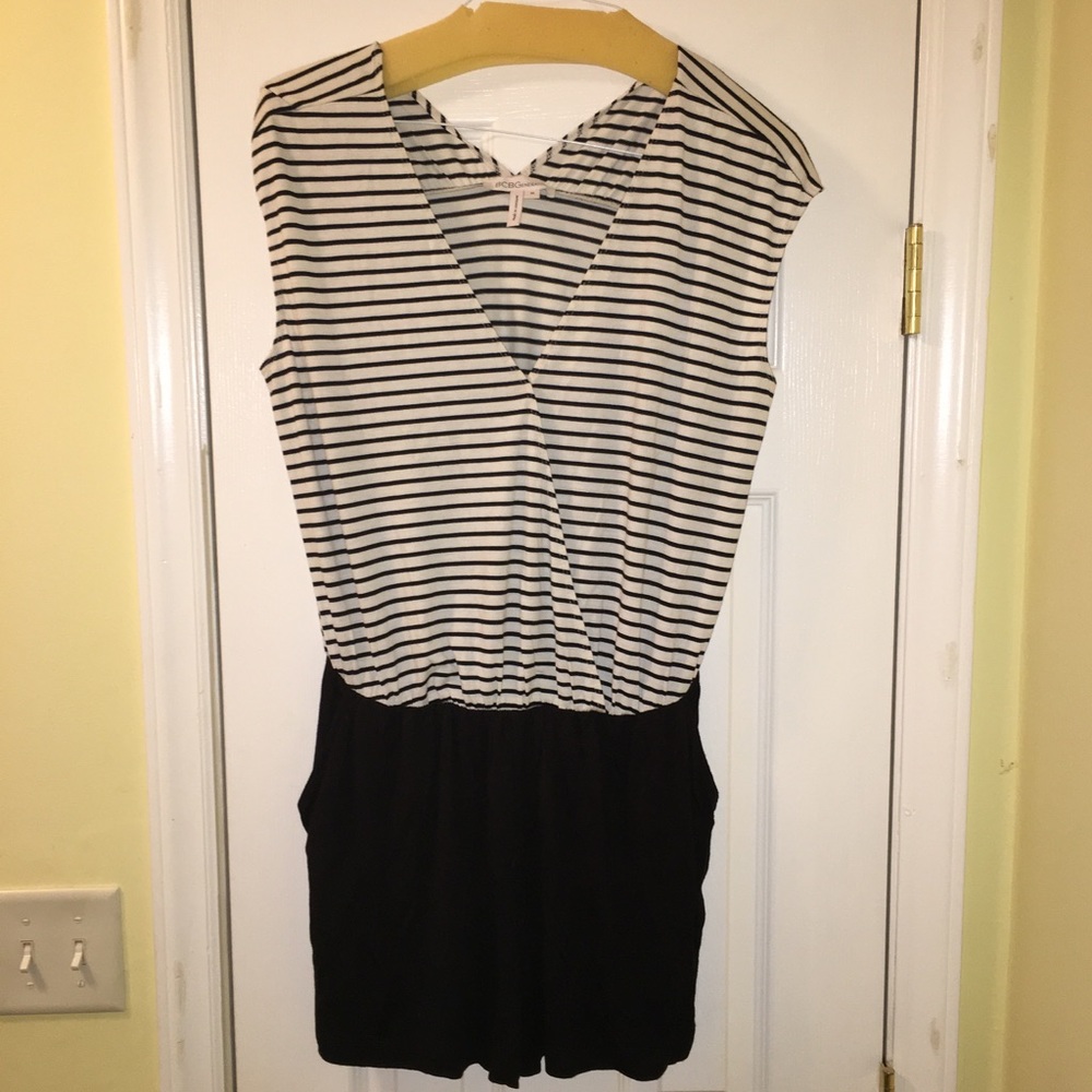 EUC BCBGeneration black and white romper size M